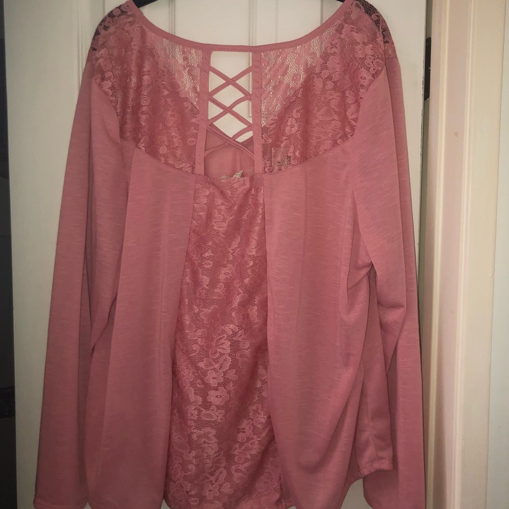 Gorgeous pink blouse with lace and accent